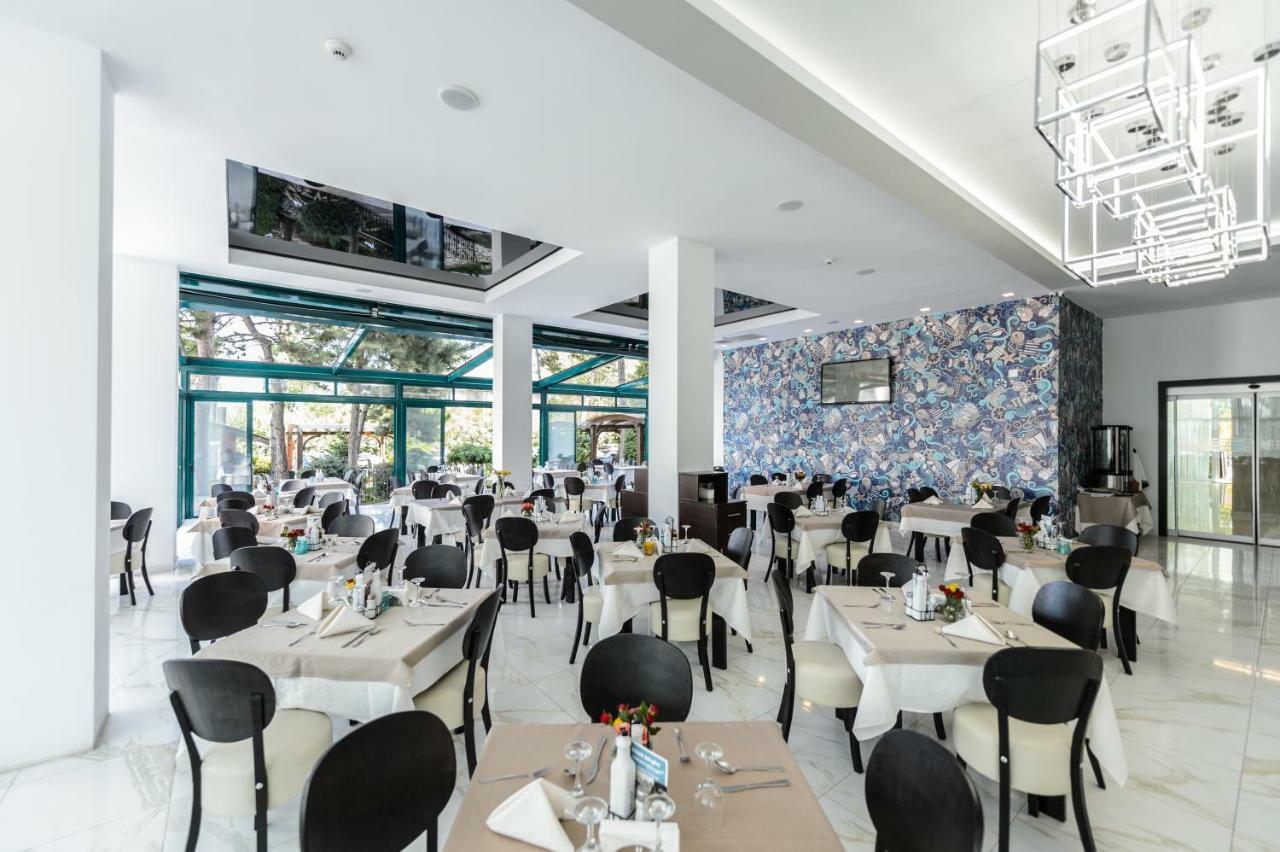 Mirage Medspa Hotel Eforie Nord Ngoại thất bức ảnh