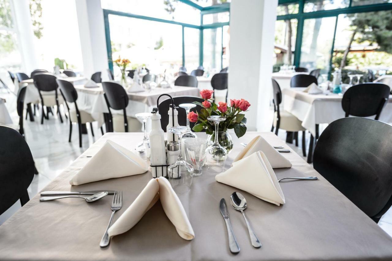 Mirage Medspa Hotel Eforie Nord Ngoại thất bức ảnh